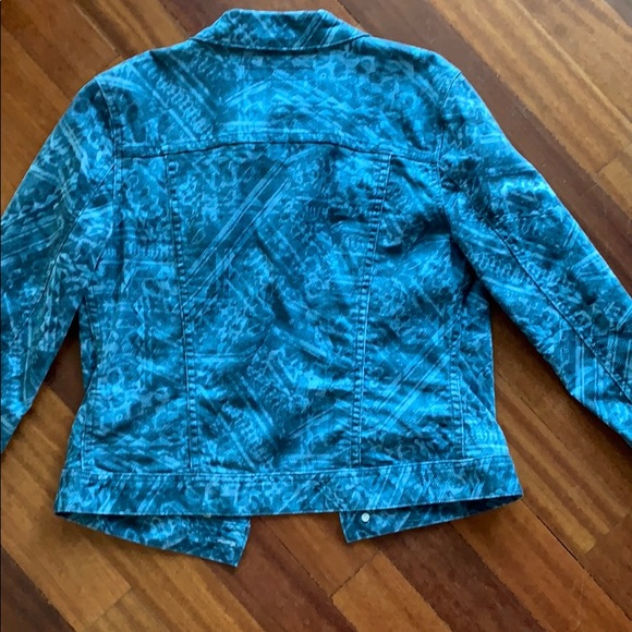 Women’s Calvin Klein lightweight denim jacket - Picture 5 of 5